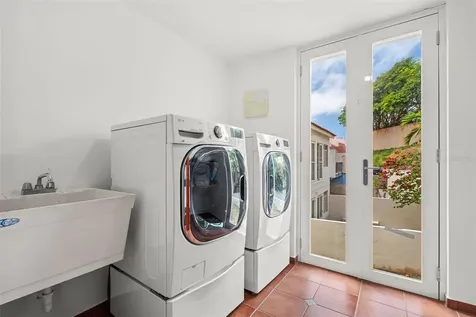 237 Montecarlo Humacao PR 00791