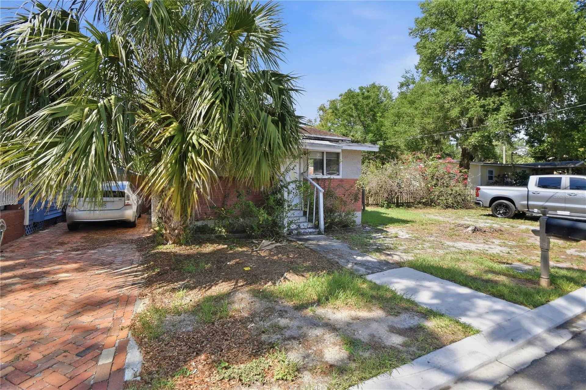 1406 E Louisiana Avenue Tampa FL 33603
