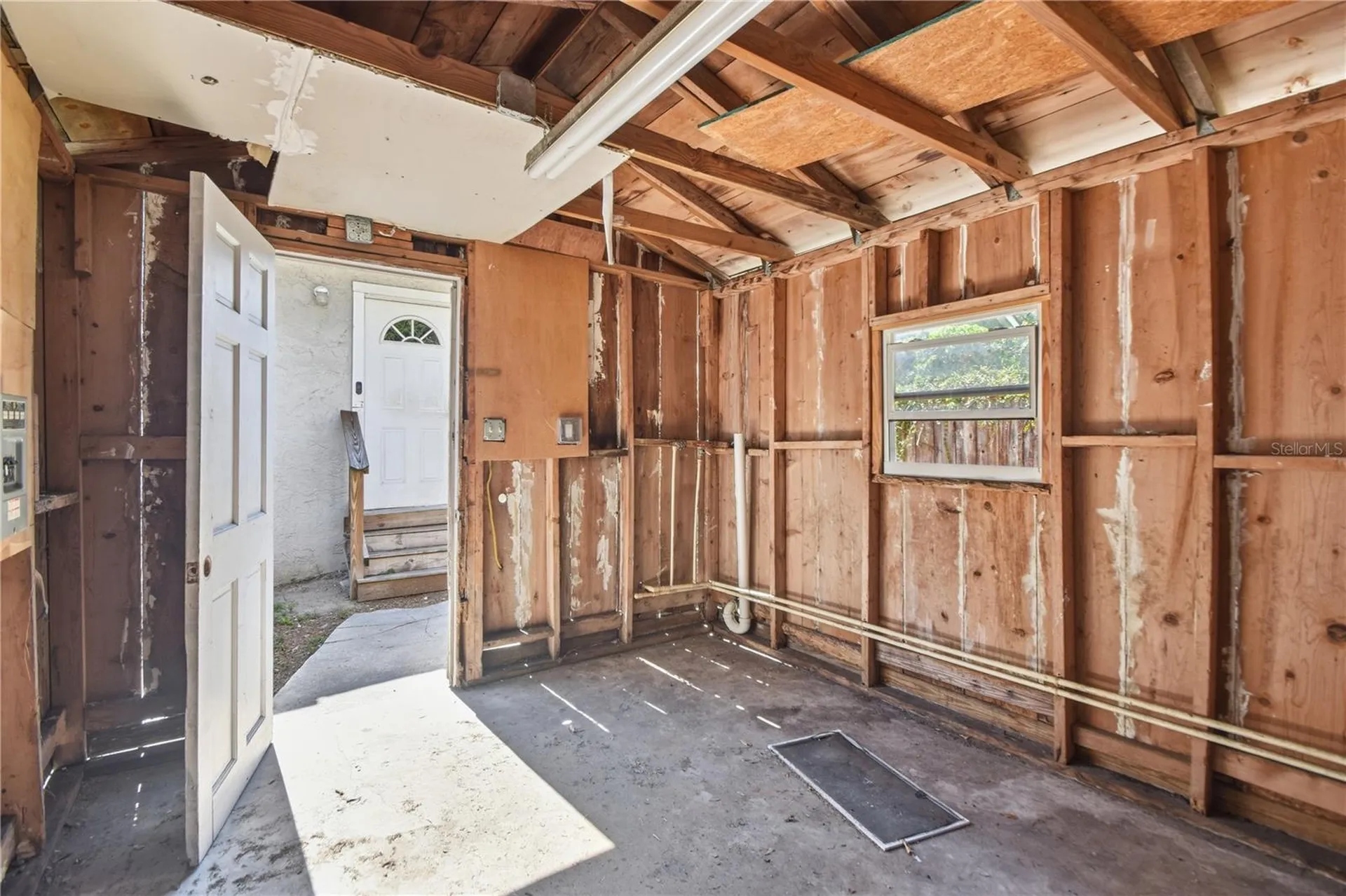1406 E Louisiana Avenue Tampa FL 33603