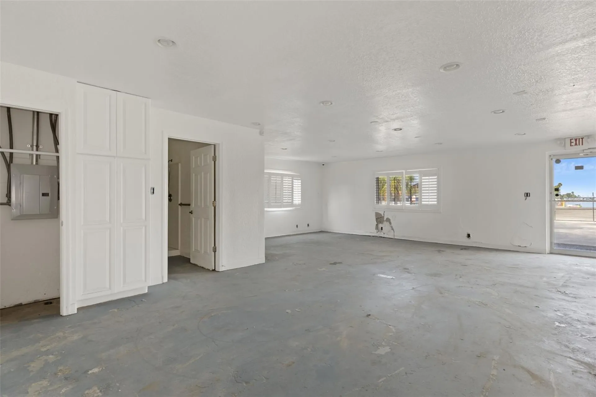 4984 Calienta Street Hernando Beach FL 34607