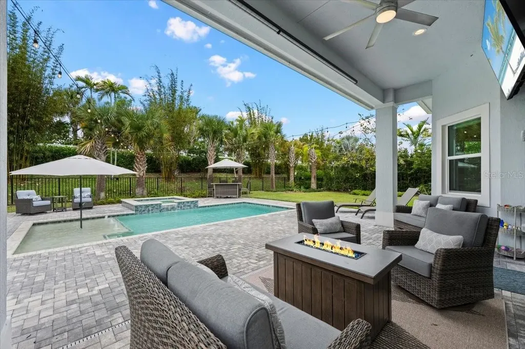 9236 Crestview Circle Palm Beach Gardens FL 33412
