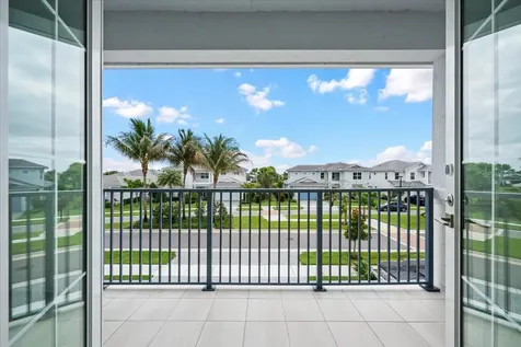 9236 Crestview Circle Palm Beach Gardens FL 33412
