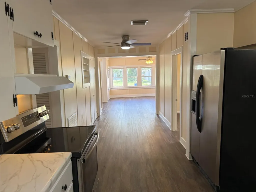3726 18th Avenue S St Petersburg FL 33711