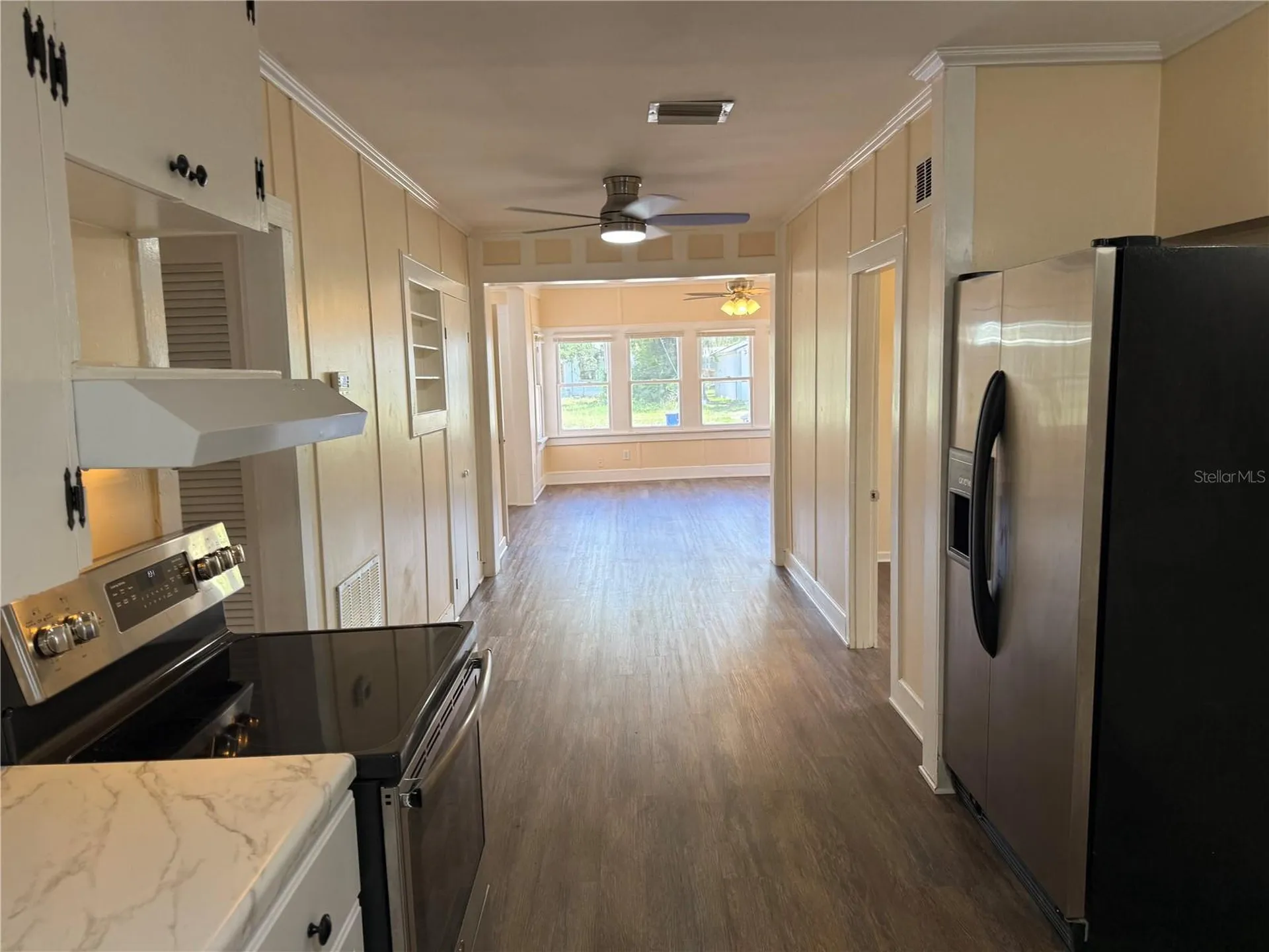 3726 18th Avenue S St Petersburg FL 33711