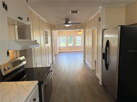 3726 18th Avenue S St Petersburg FL 33711