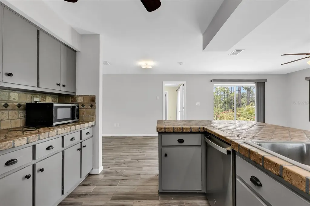 2626 Auburn Boulevard Port Charlotte FL 33948