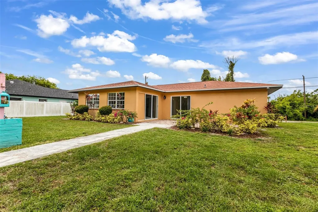 2626 Auburn Boulevard Port Charlotte FL 33948