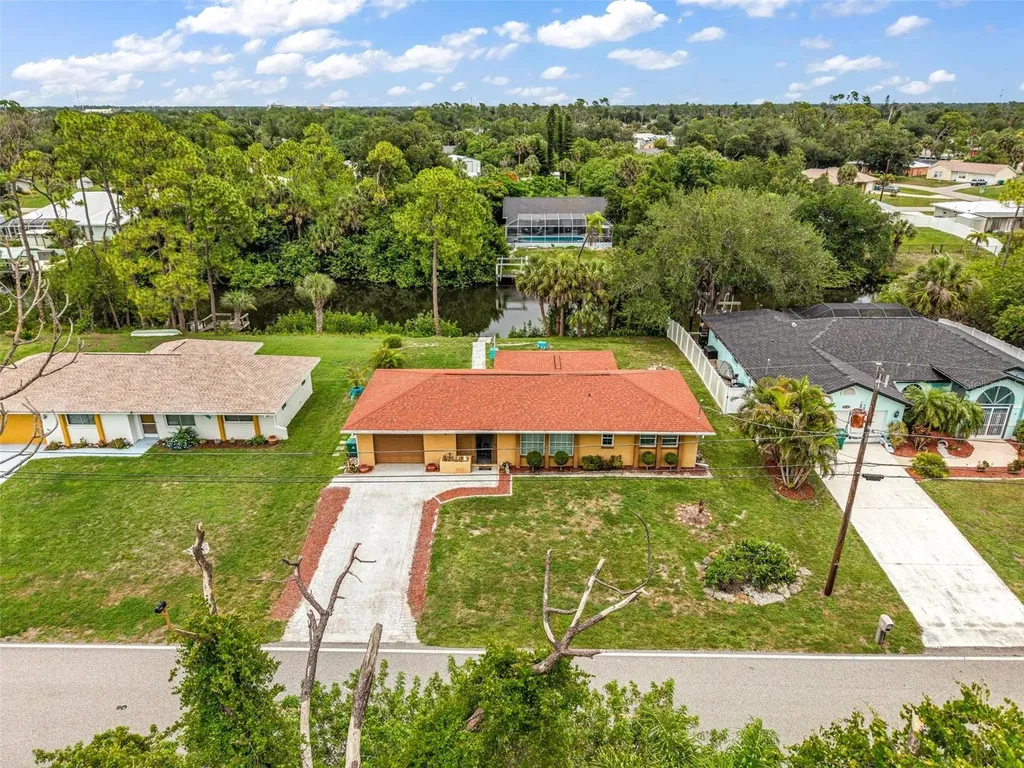 2626 Auburn Boulevard Port Charlotte FL 33948