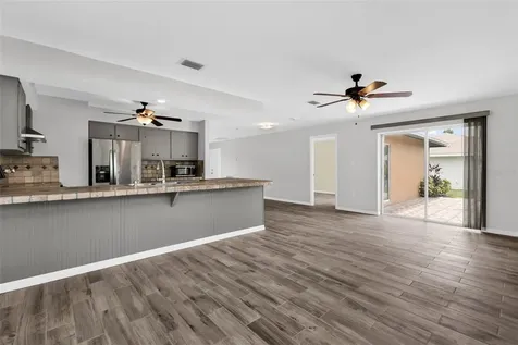 2626 Auburn Boulevard Port Charlotte FL 33948