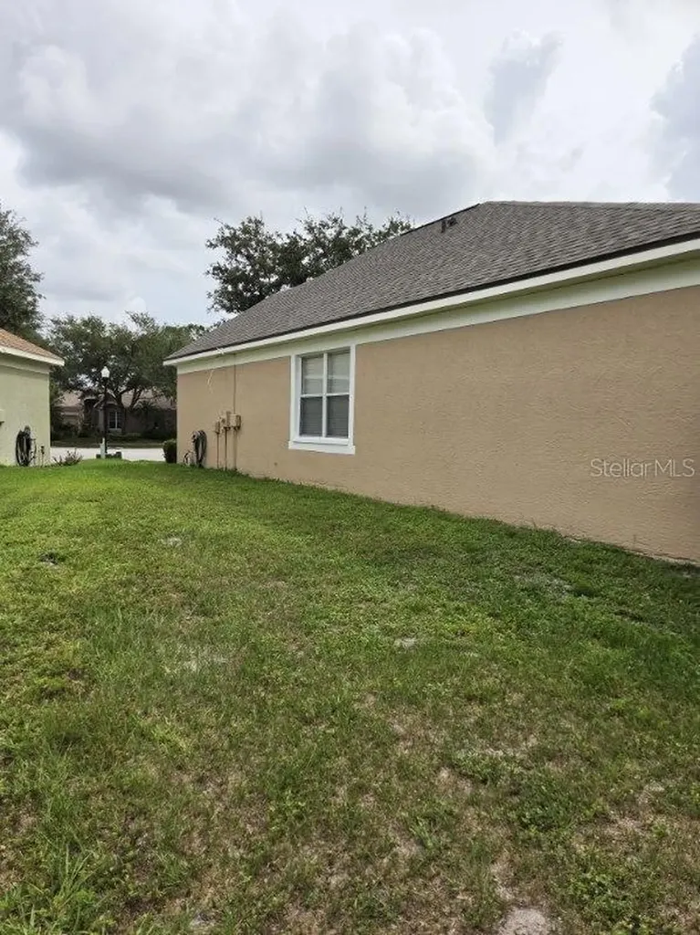 9321 Huntington Parkway Tampa FL 33647