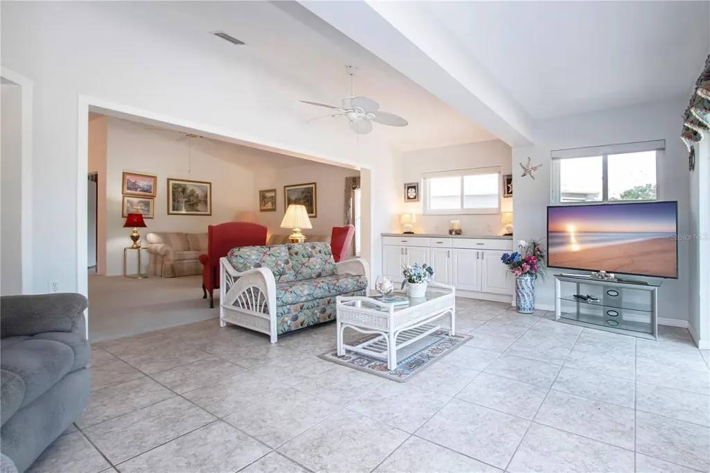 2042 Prestancia Lane Sun City Center FL 33573