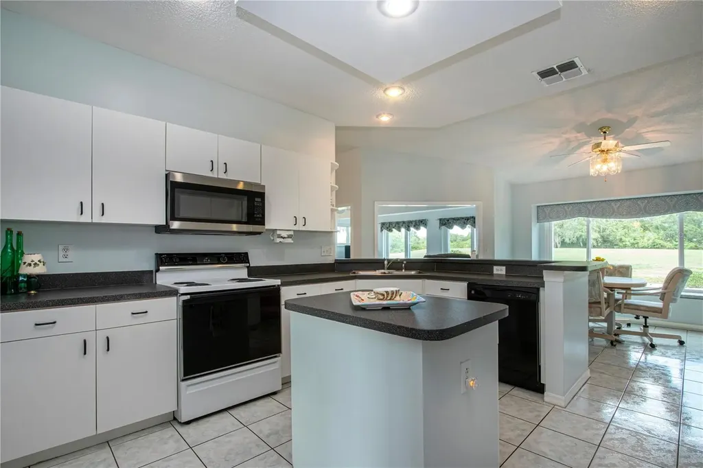 2042 Prestancia Lane Sun City Center FL 33573