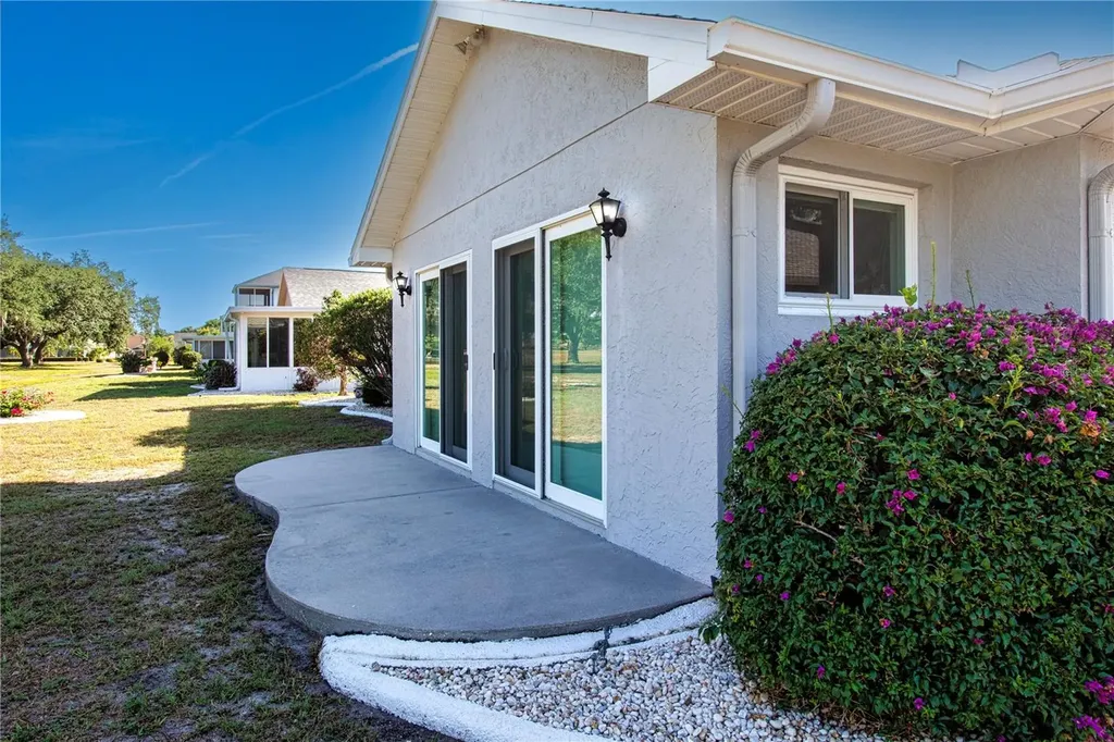 2042 Prestancia Lane Sun City Center FL 33573