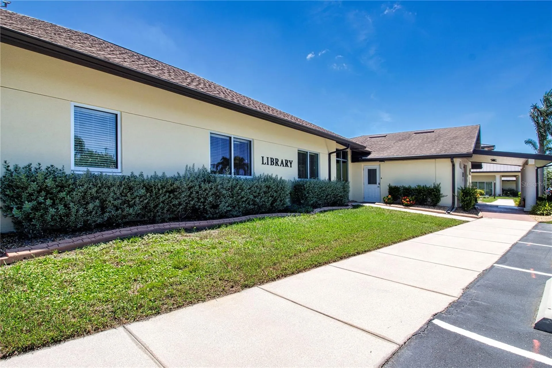 2042 Prestancia Lane Sun City Center FL 33573