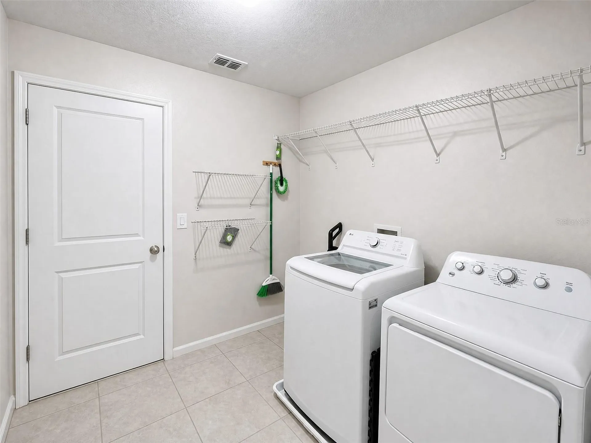 324 Buchannan Drive Davenport FL 33837