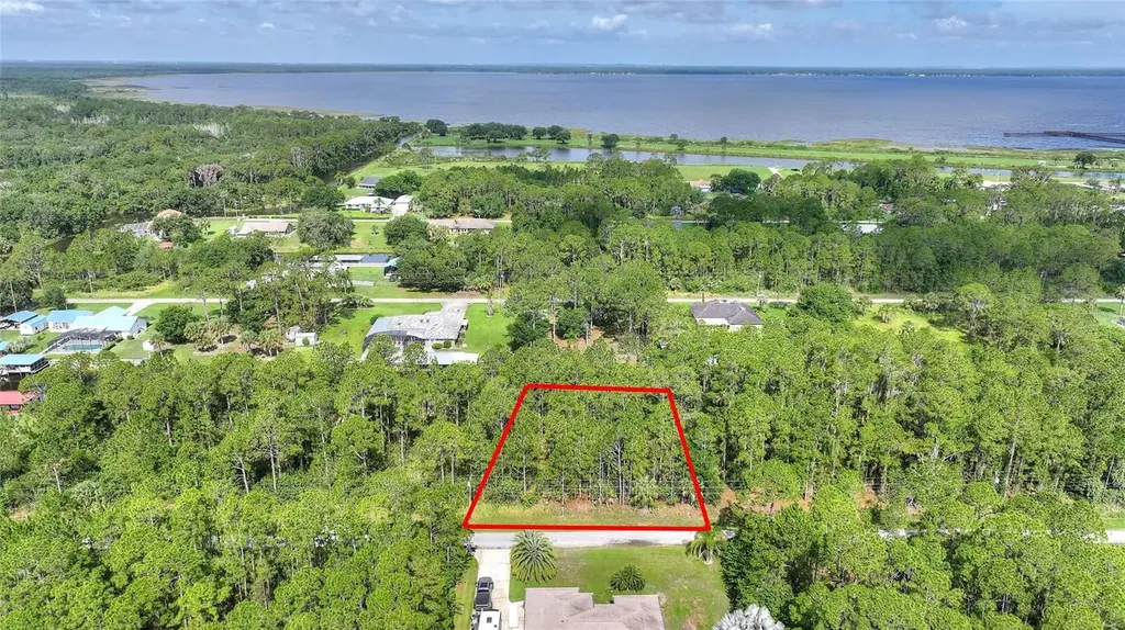 25 Amaryllis Drive Indian Lake Estates FL 33855