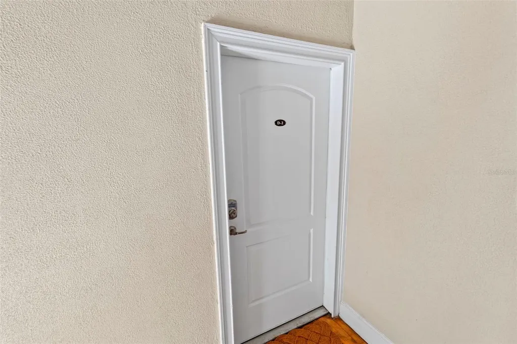 2117 W Dekle Avenue Tampa FL 33606