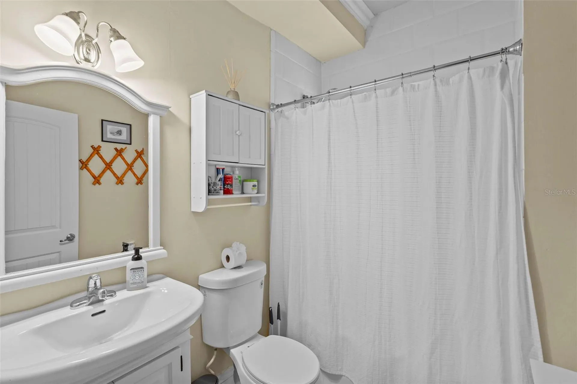 2117 W Dekle Avenue Tampa FL 33606
