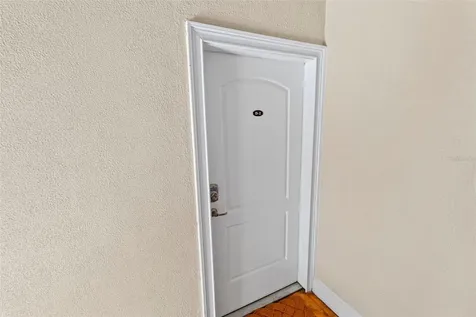 2117 W Dekle Avenue Tampa FL 33606