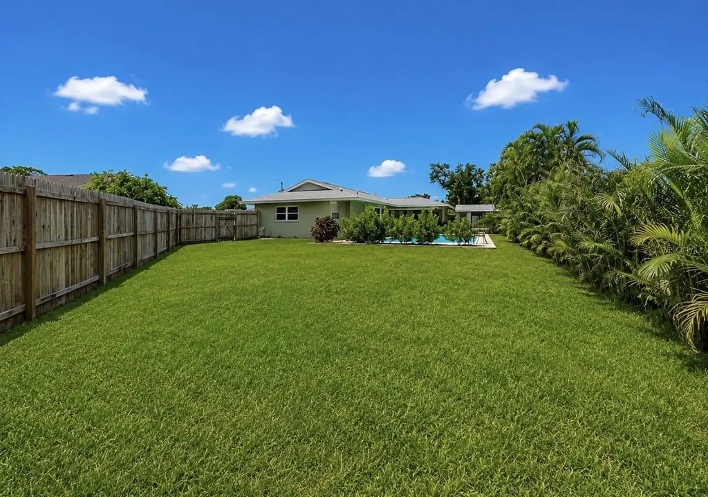 7410 13th Avenue W Bradenton FL 34209