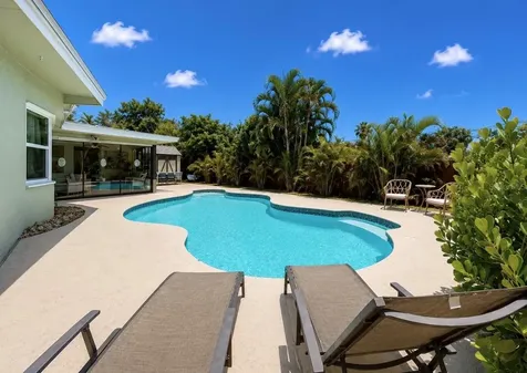 7410 13th Avenue W Bradenton FL 34209