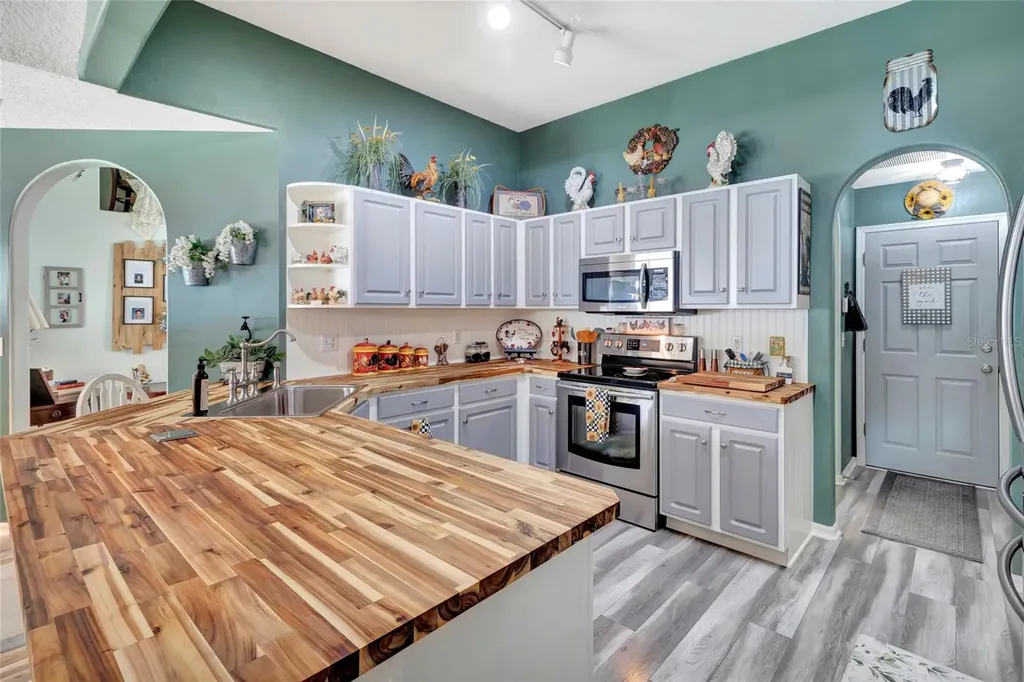 226 Pleasant Hill Drive Clermont FL 34711