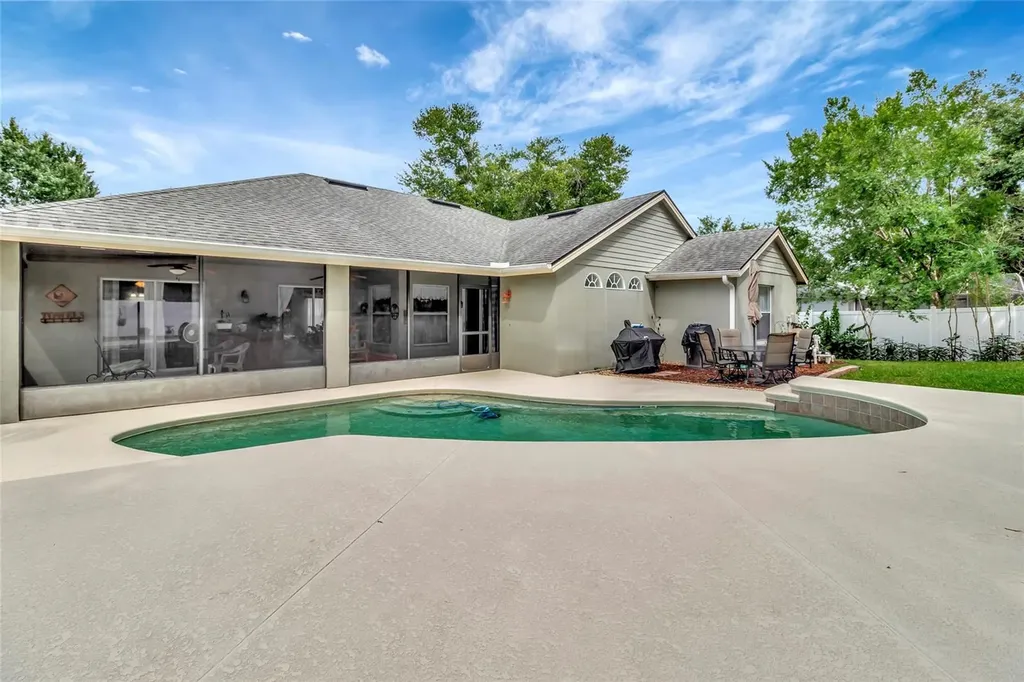 226 Pleasant Hill Drive Clermont FL 34711