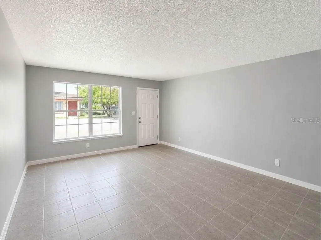 2009 Kelley Avenue Kissimmee FL 34744