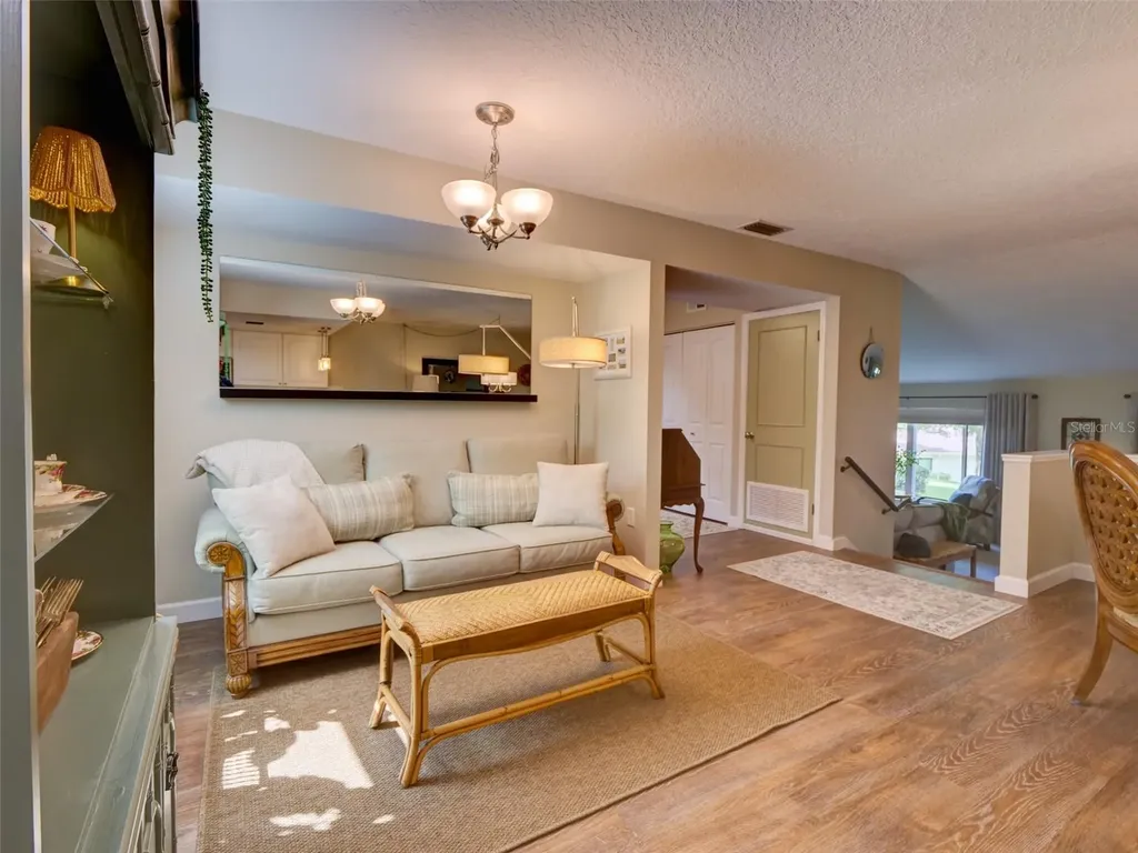 100 S Tremain Street Mount Dora FL 32757