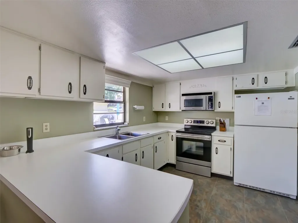 100 S Tremain Street Mount Dora FL 32757