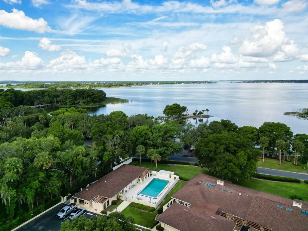 100 S Tremain Street Mount Dora FL 32757