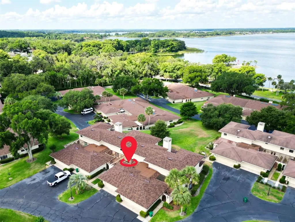 100 S Tremain Street Mount Dora FL 32757