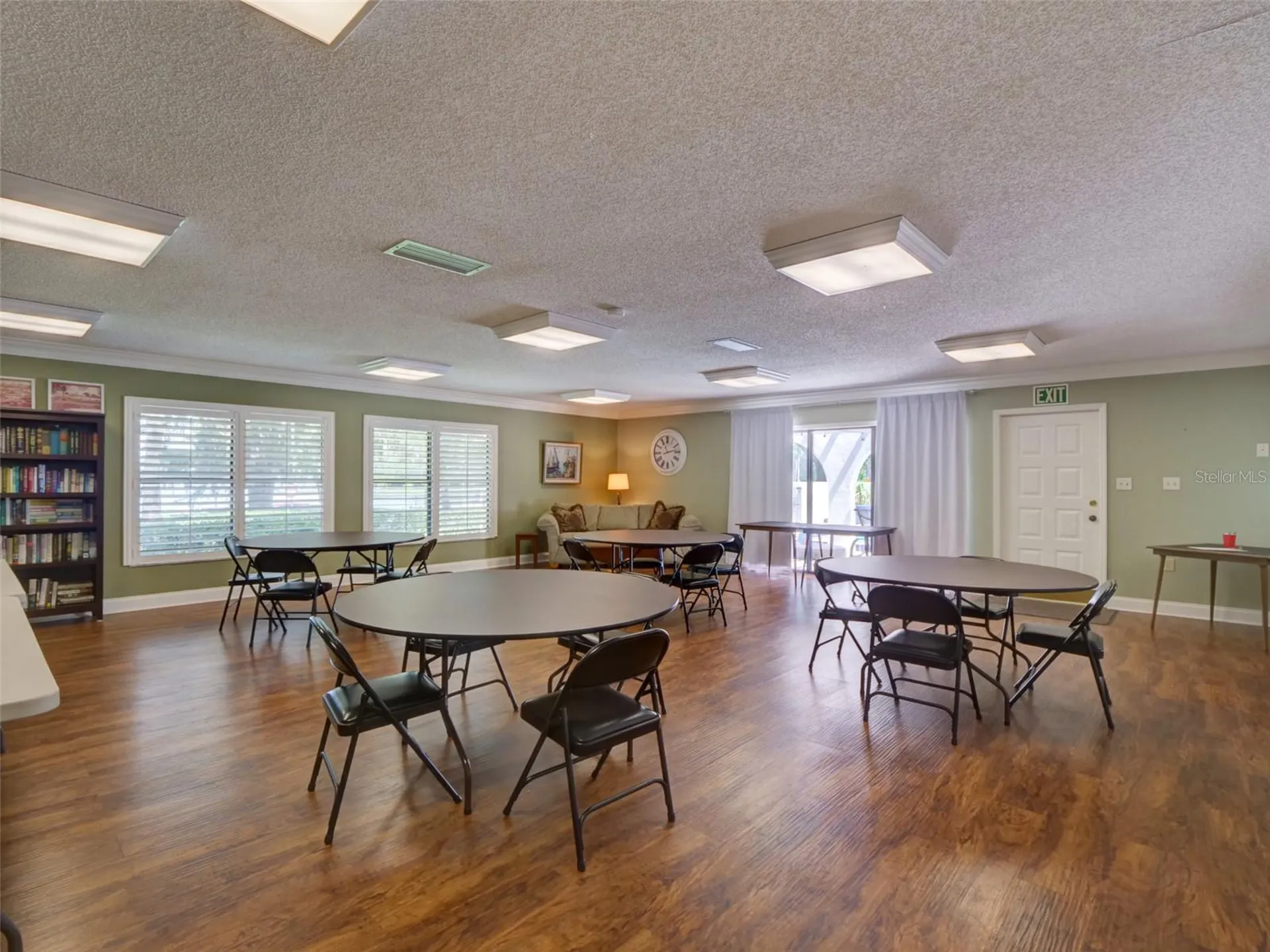 100 S Tremain Street Mount Dora FL 32757
