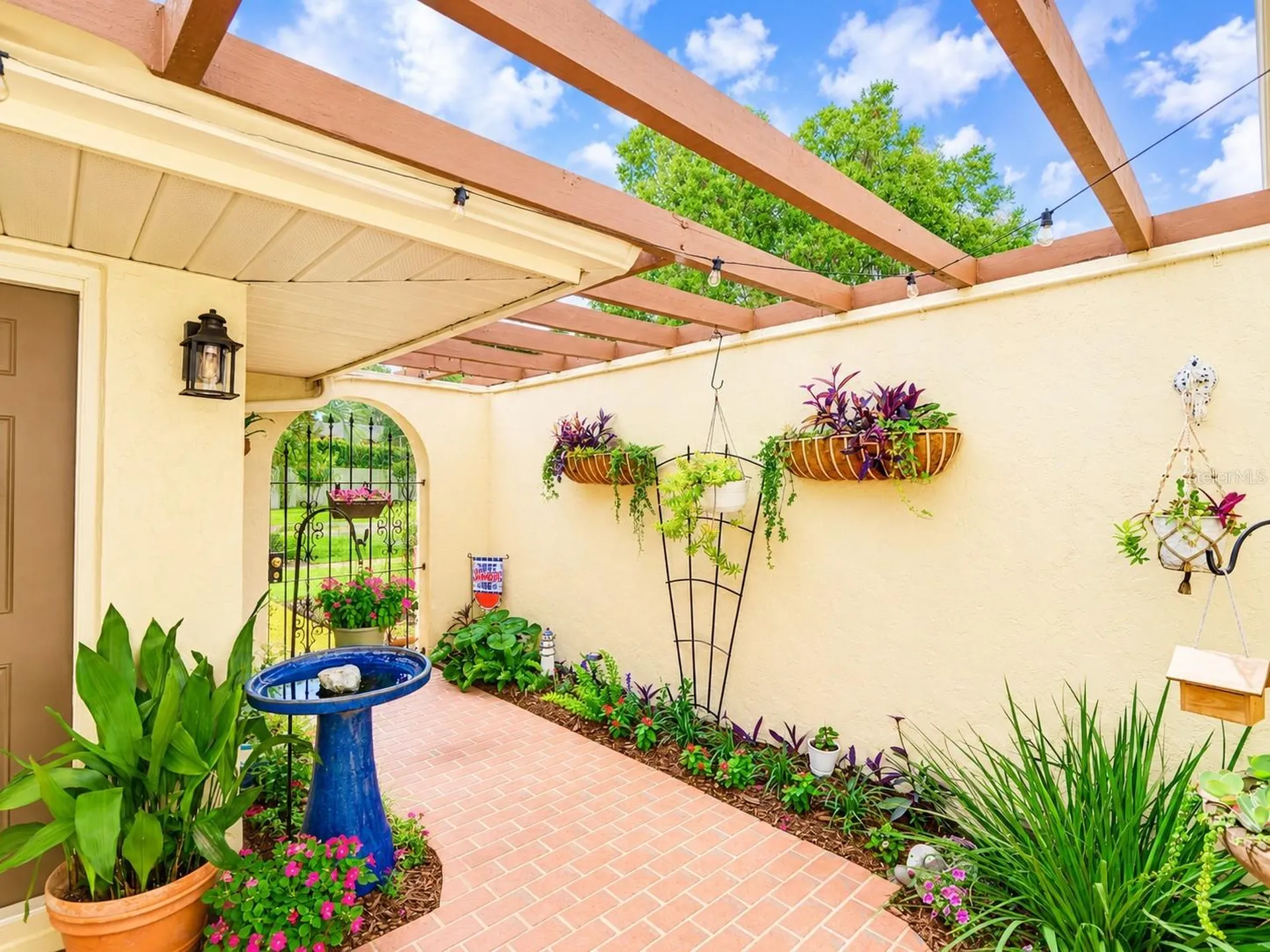 100 S Tremain Street Mount Dora FL 32757