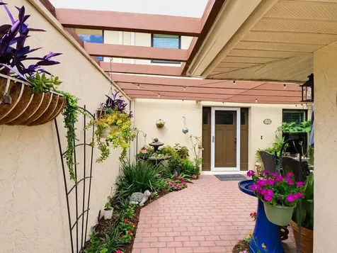 100 S Tremain Street Mount Dora FL 32757
