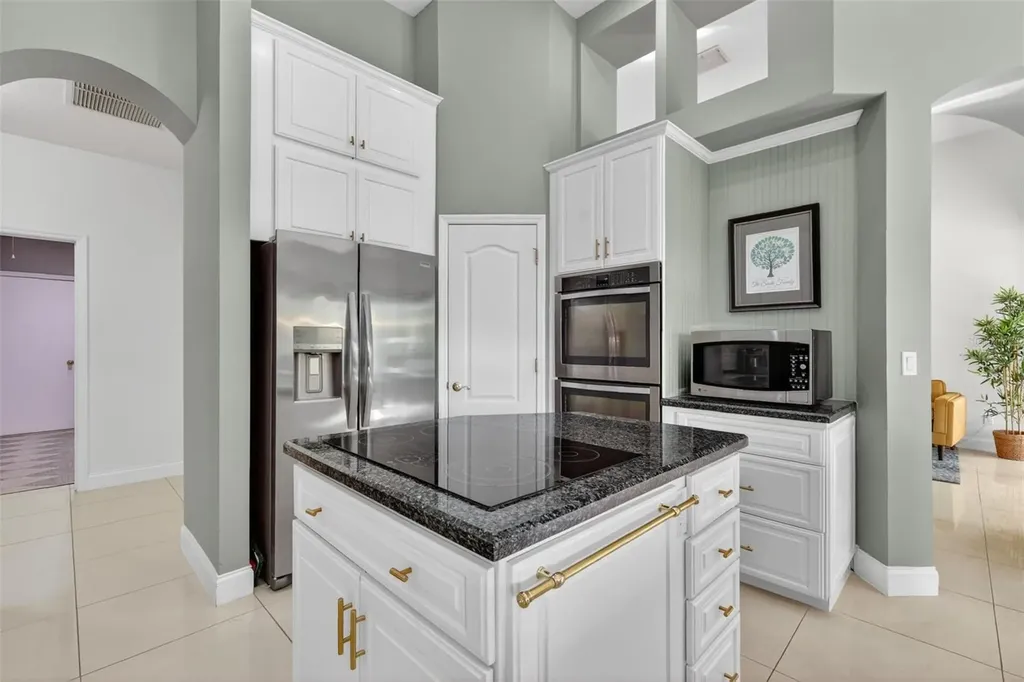 9041 Laurel Ridge Drive Mount Dora FL 32757