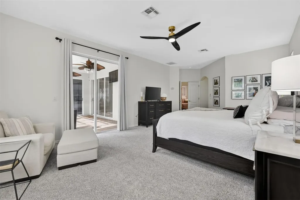 9041 Laurel Ridge Drive Mount Dora FL 32757