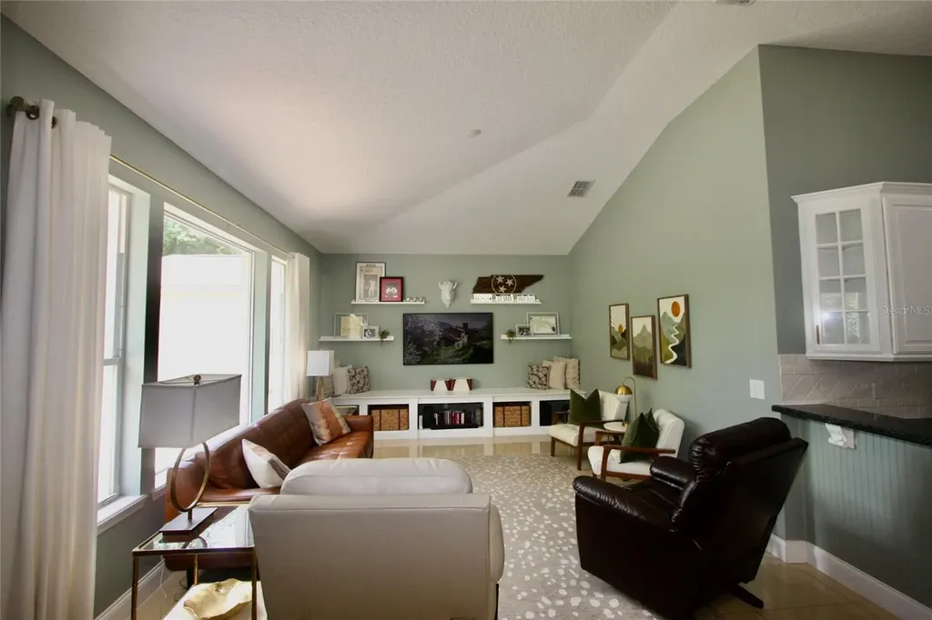 9041 Laurel Ridge Drive Mount Dora FL 32757