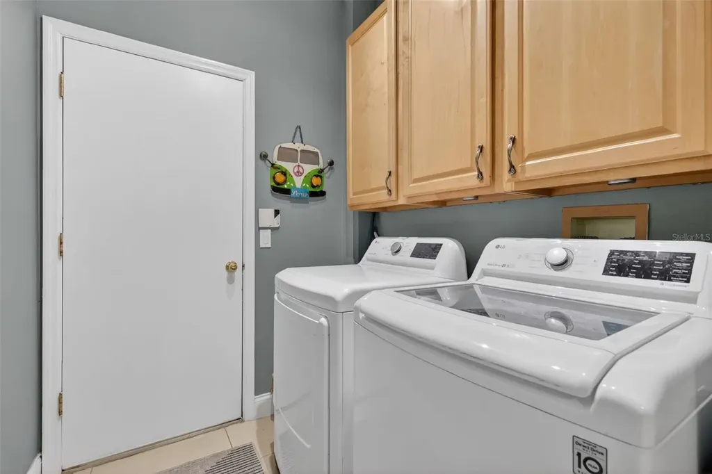 9041 Laurel Ridge Drive Mount Dora FL 32757
