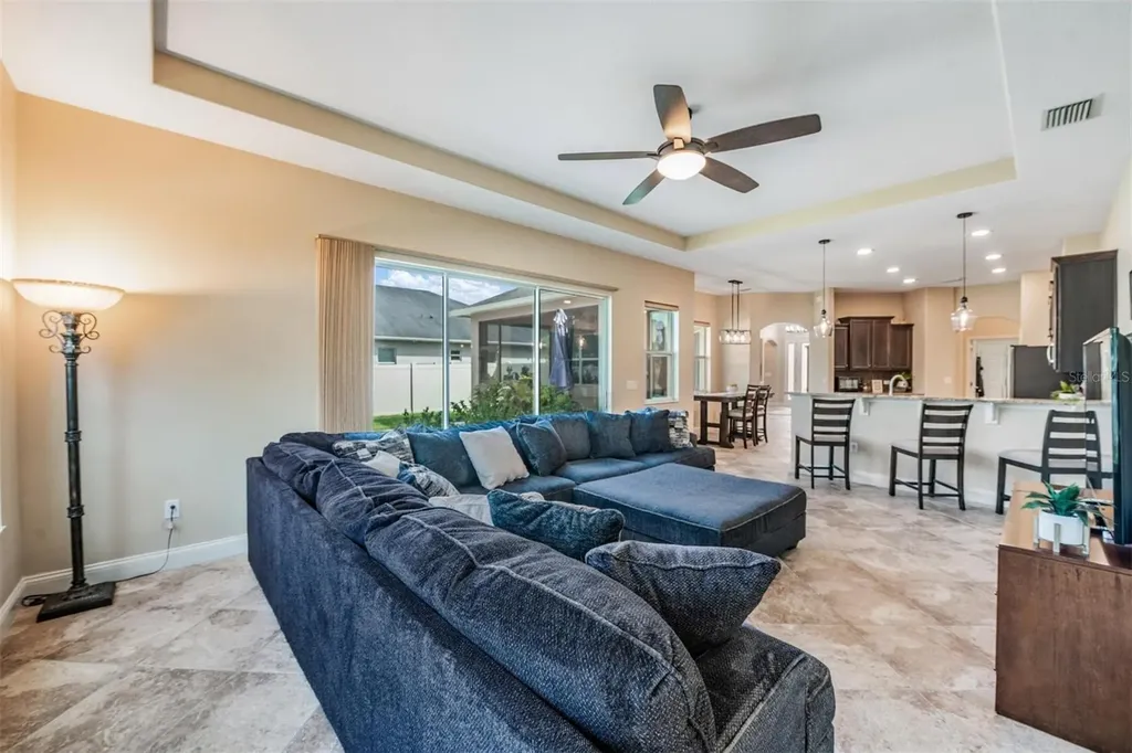 27205 Hawks Nest Circle Wesley Chapel FL 33544