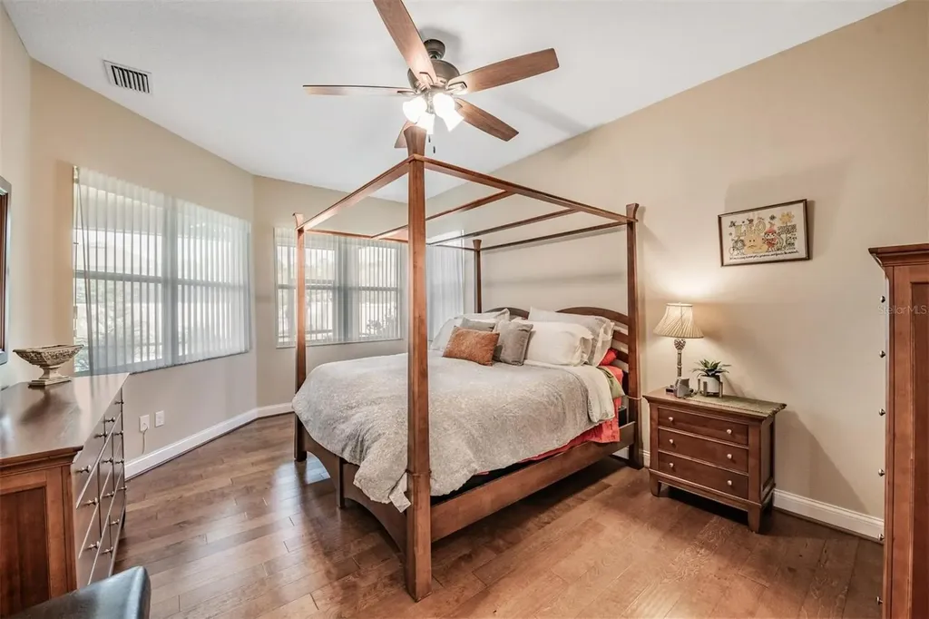 27205 Hawks Nest Circle Wesley Chapel FL 33544