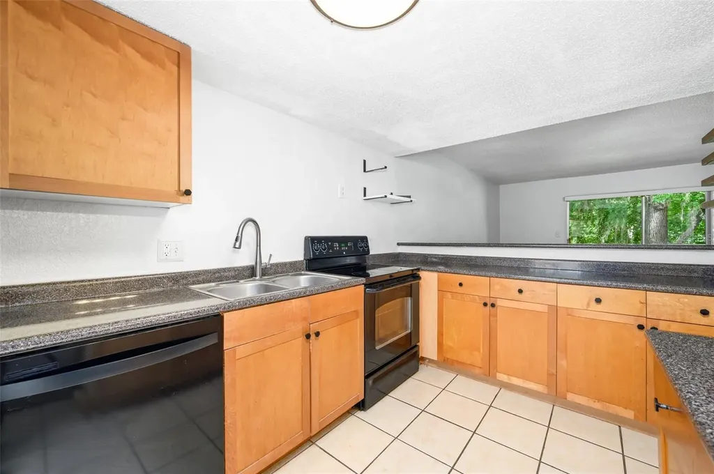 1810 NW 23rd Boulevard Gainesville FL 32605