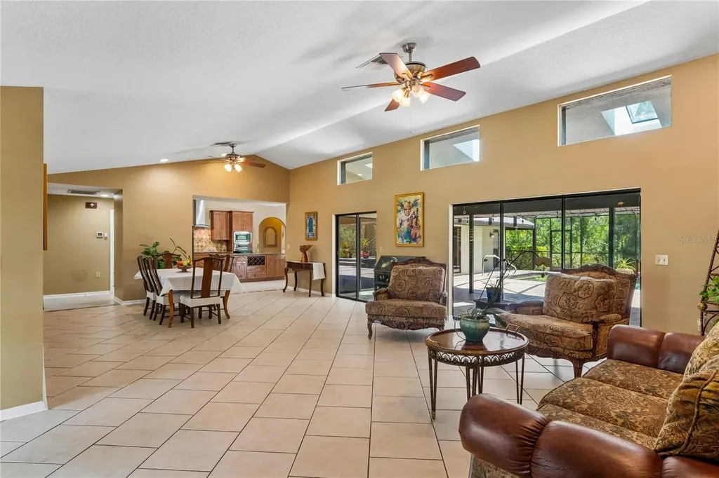 1087 Riverside Ridge Tarpon Springs FL 34688