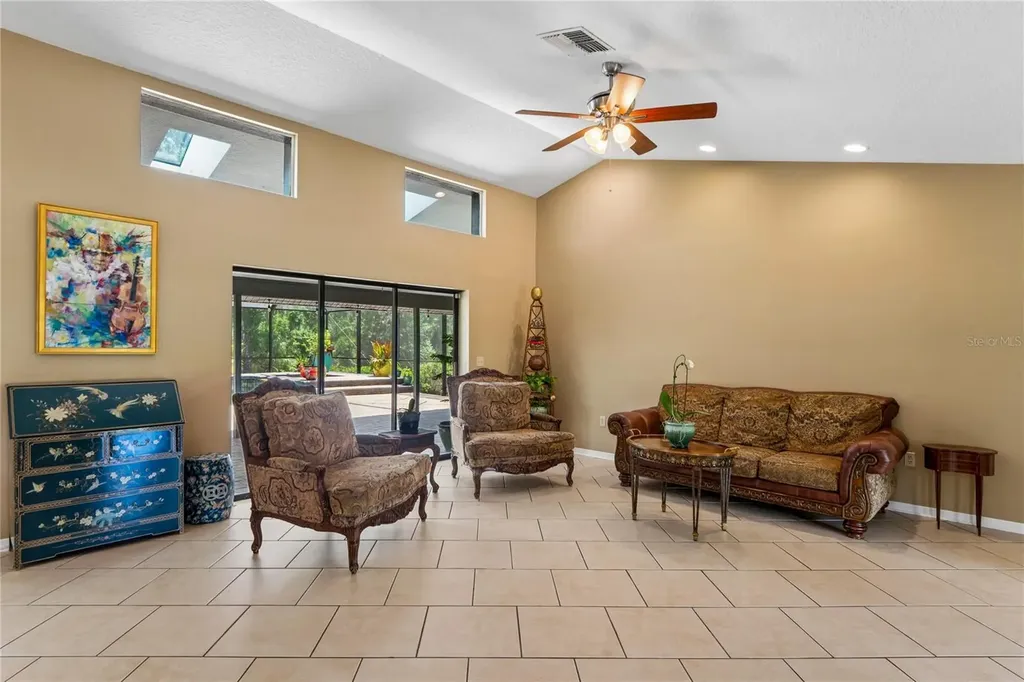 1087 Riverside Ridge Tarpon Springs FL 34688