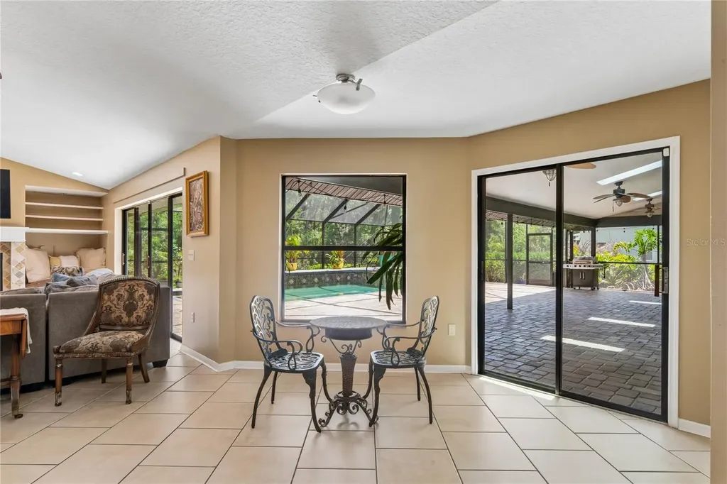 1087 Riverside Ridge Tarpon Springs FL 34688