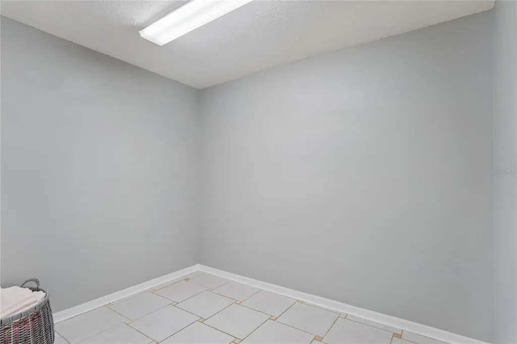1087 Riverside Ridge Tarpon Springs FL 34688