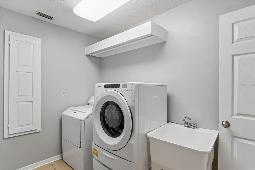 1087 Riverside Ridge Tarpon Springs FL 34688