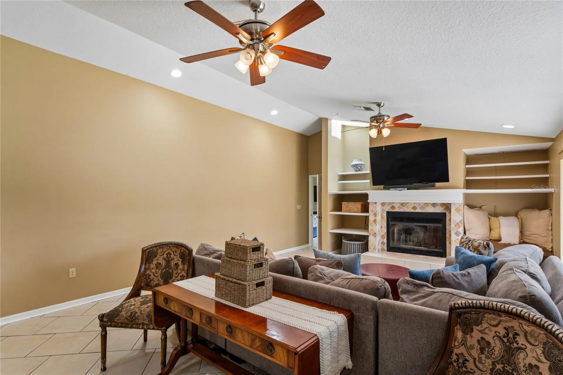 1087 Riverside Ridge Tarpon Springs FL 34688
