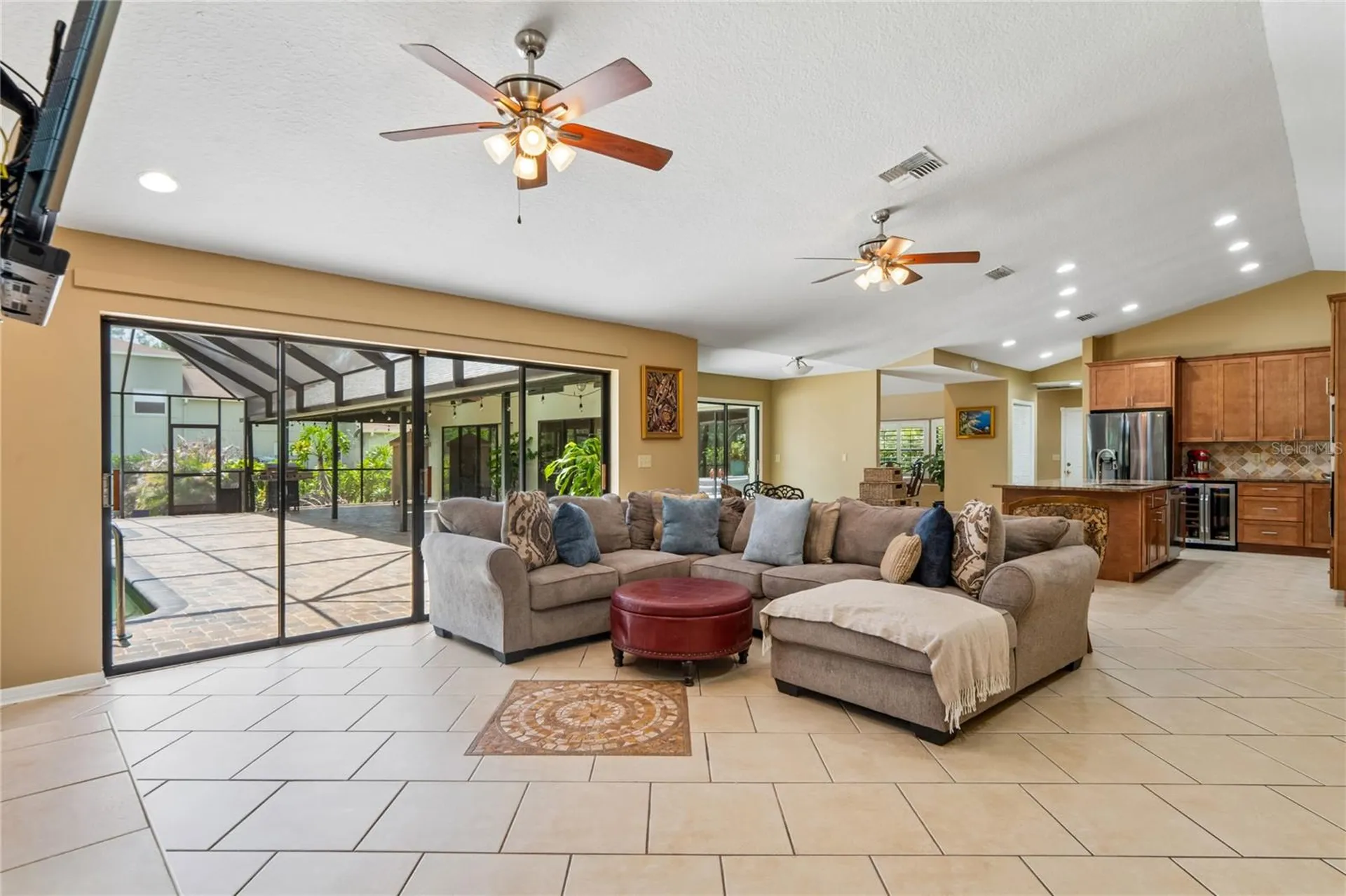 1087 Riverside Ridge Tarpon Springs FL 34688