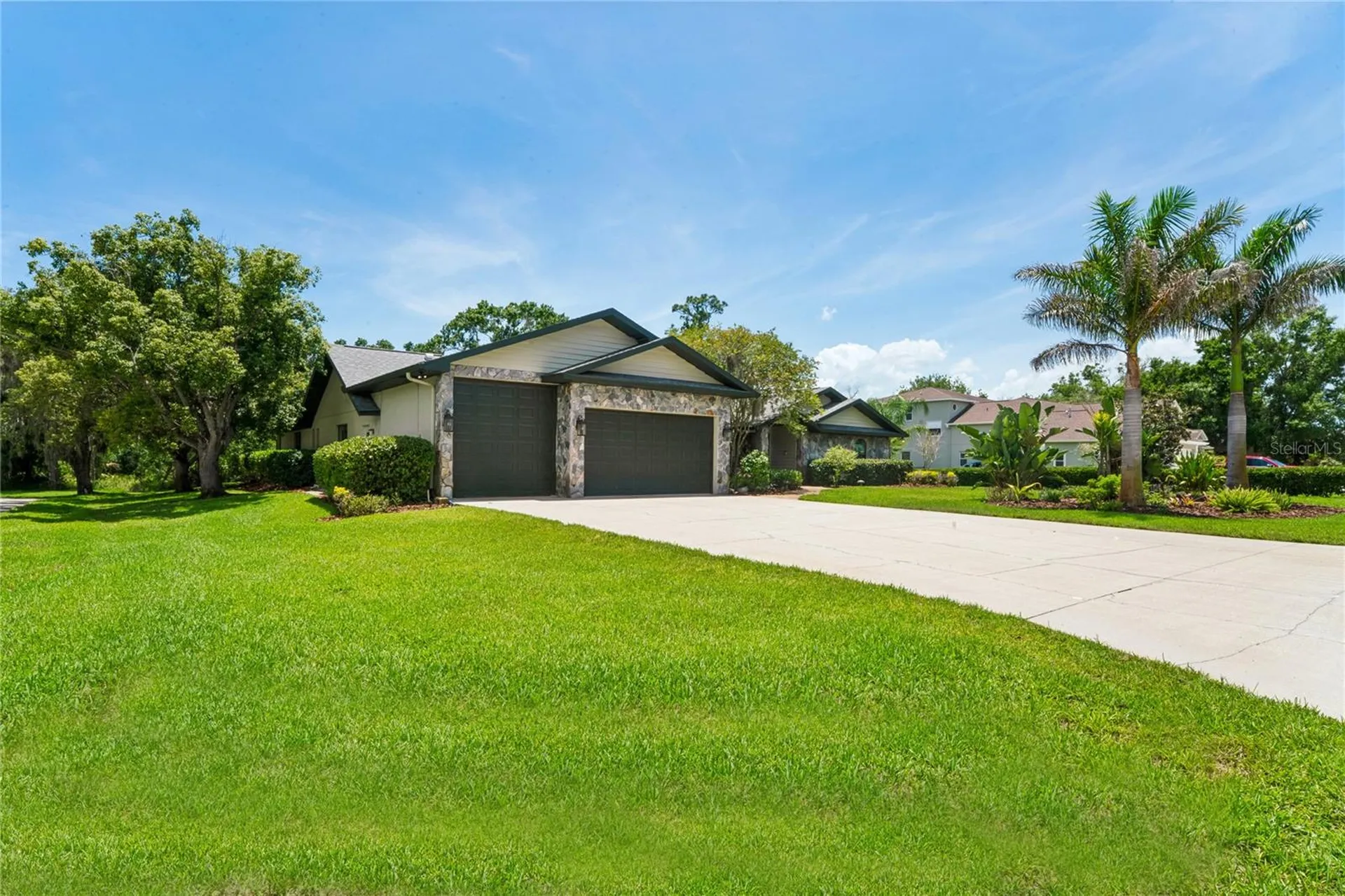 1087 Riverside Ridge Tarpon Springs FL 34688